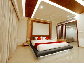 GEETHAM RESIDENCES - Image 2