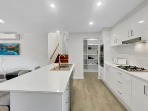 Spacious 4-Bed House Near Batemans Bay Centre - Image 3