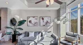 Luxurious 2 Beds 2 Baths Downtown Apartment - Image 2