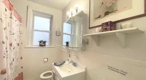 (49.1E) Garden style studio @ Forest Park & City! - Image 3