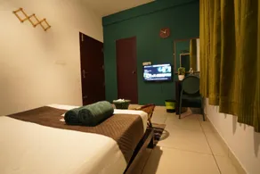 Atmos Inn Calicut Near Aster Mims Hospital - Image 3