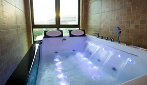 Lavender Inn USJ - Image 4