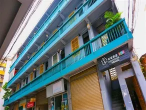Nanning 8090 Internet Apartment - Image 5