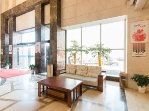 Yuanming Lake Junlan Hotel - Image 3