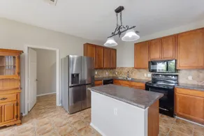 Colony Suite - Round Rock - Image 2