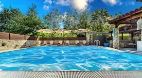 Villa Kalouas private pool - Image 3