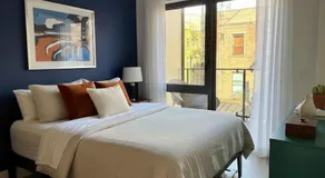 Luxury in Little Italy 2 Bedroom Private Balcony - Image 2