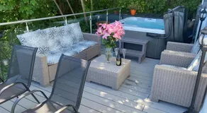 Seaview Escape - Image 5