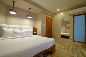 Urbane The Hotel - Image 3