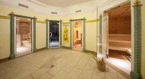 Raffl's Hotel - Image 5