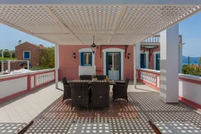 Titika, Family Flat With Big Veranda - Image 4