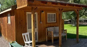 Moore's Old Pine Inn - Image 3