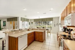 Lakeview 6-Bedroom Retreat with Game Room, Private Pool, Spa & Resort Amenities - Ideal for Families & Groups - Image 2