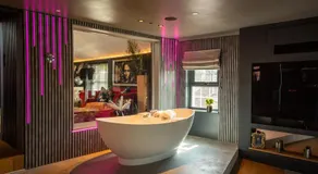 The Bakers Luxury Top Floor Apartment - Image 2