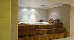 Everest Hotel - Image 5