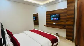Mercury Hotel & Banquet - Image 2