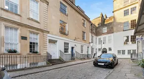 Opulence in Central Bath - The Gatsby - Image 5