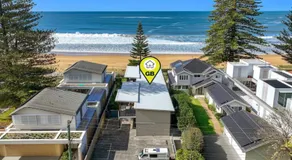 Nirvana Court 3 - Beachfront Location - Image 5