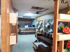 The Grand Takshak Hotel - Image 2