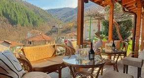Къща за гости Хаджиевата къща - Image 4