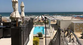 Hotel La Rosa - Image 3
