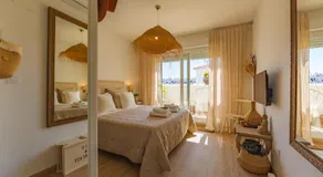 Terrace, pool, near beach & home office (Fibre) - Image 2