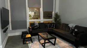 Huge Downtown Baltimore home with parking - Image 4