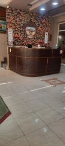 OYO New Finlandia Hotel And Funpark - Image 2