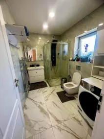 SAPA private room with a bathroom - Image 4