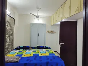 Lovely flat with ac bedroom and attached bathroom - Image 4