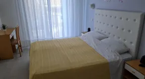 Hotel Marconi Miramare - Image 2