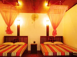 Banana Leaf Garden - Image 2