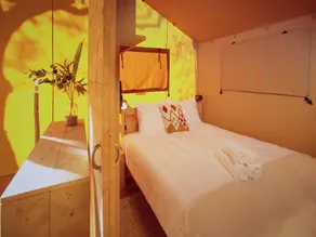 Glamping Tent in Zeewolde with BBQ - Image 2