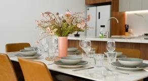 4BR Spacious Townhouse in Box Hill - Image 2