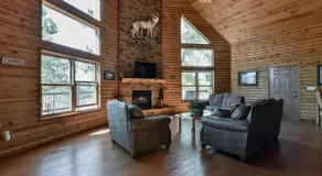 Luxury Lakefront Chalet Resort 2 Pools FREE Amenities Dock MiniGolf Waterslide - Image 5