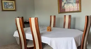 Derick's Inn - Image 4