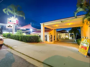 Harbour Sails Motor Inn - Image 2