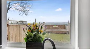 2 Bed Cottage with Garden & Stunning Field Views - Image 3