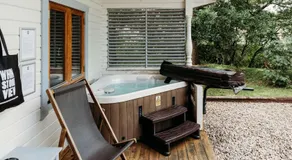 Blissful Corner Lodge Great Ayton Yorkshire with hot tub and onsite bistro - Image 4