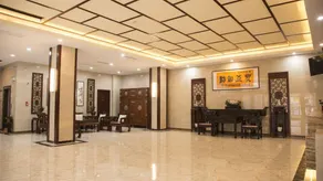 Qingdao Ridong Garden Hotel - Image 2