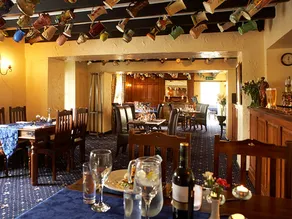 Ganton Greyhound Hotel - Image 2