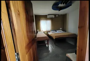 Blue Crystal Lodge - Image 2