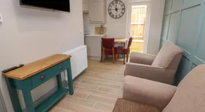 Courtyard Cottage Number 9 - Image 2
