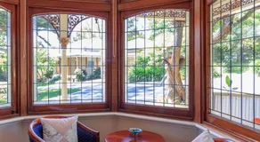 The Oaks Lilydale Accommodation - Image 3