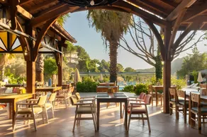 Club Pink Palace Hotel - Image 4
