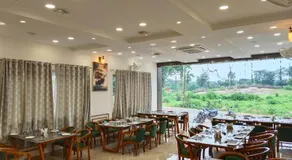 Aadhya Hotel & Adhira Restaurant - Image 2
