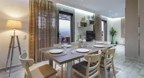 Ammos Beachfront Luxury Apartment - Image 4
