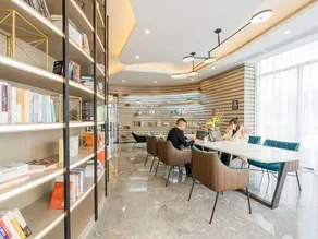 Atour Hotel Hangzhou Zhuantang Songcheng Academy of Fine Arts - Image 4