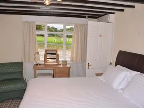 The Buck Inn - Image 2