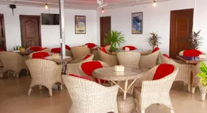 Sorya Guesthouse & Dolphin Tours - Image 3